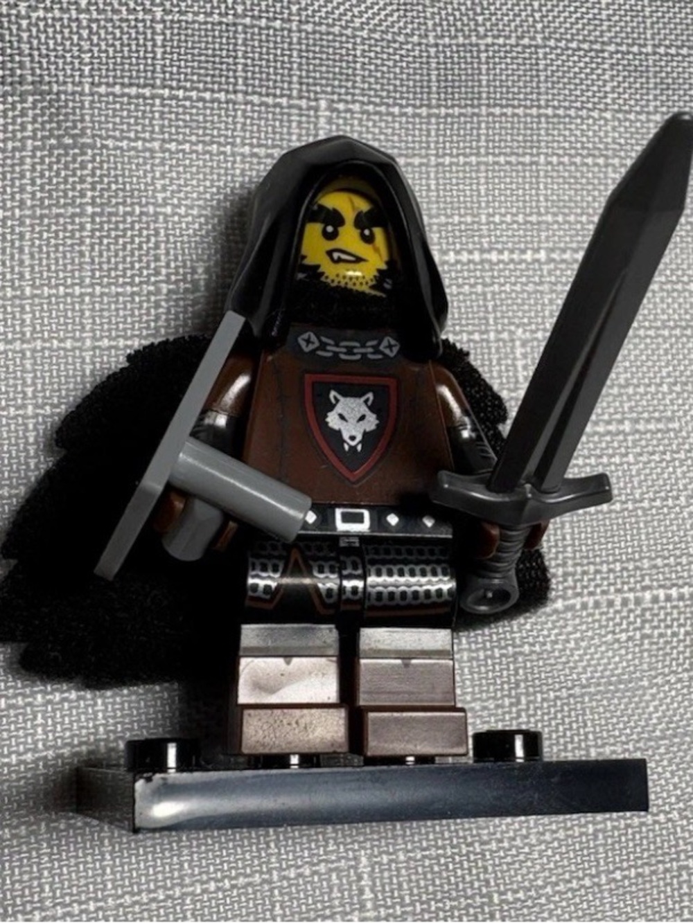 LEGO Series 27 Collectible Minifigures 71048 - Wolfpack Beastmaster